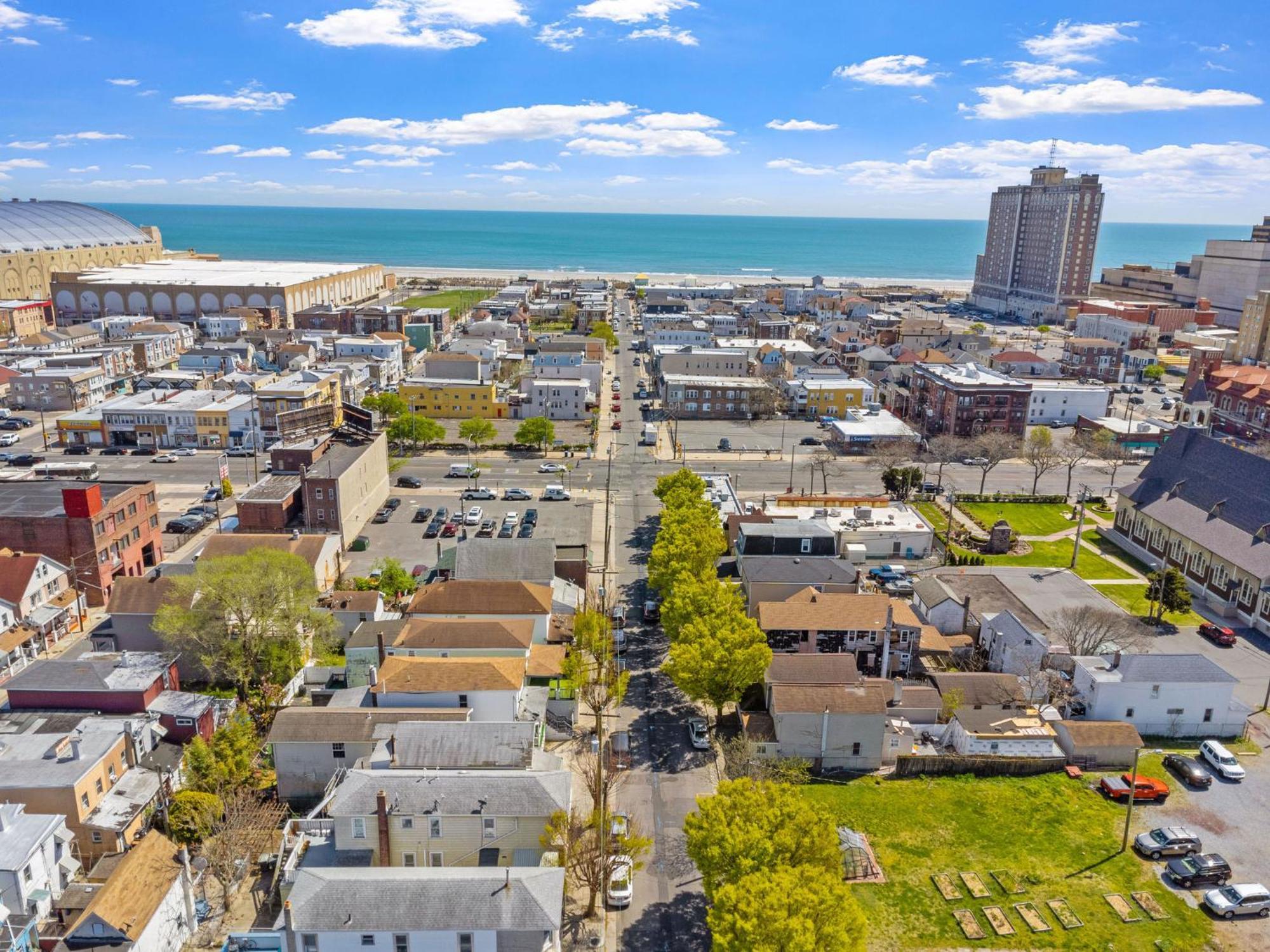 9 Bedroom, 14 Beds House Great For Big Groups Near Boardwalk, Tropicana Atlantic City Buitenkant foto